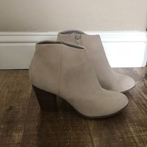 Old Navy Taupe Booties